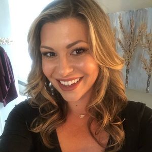 Meet your Posher, Keri